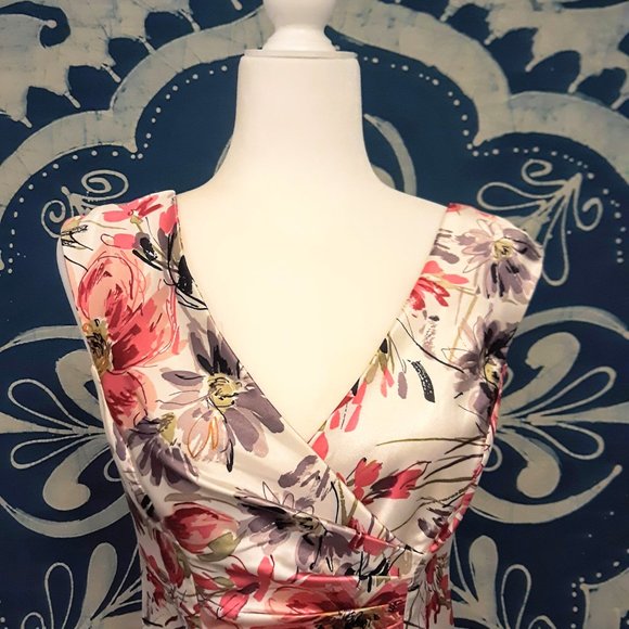 Maggy London Floral Dress Size 8 - Picture 2 of 4